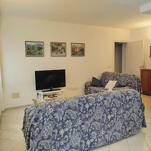 Dorothea House , Levanto Italia